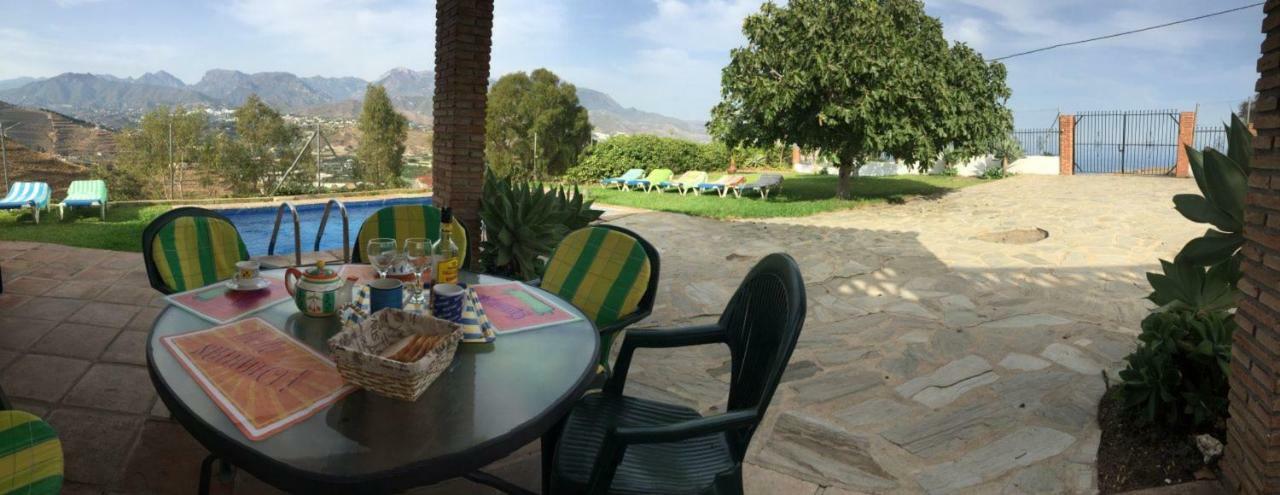 Nerja Paradise Rentals - Villa Los Girasoles Kültér fotó